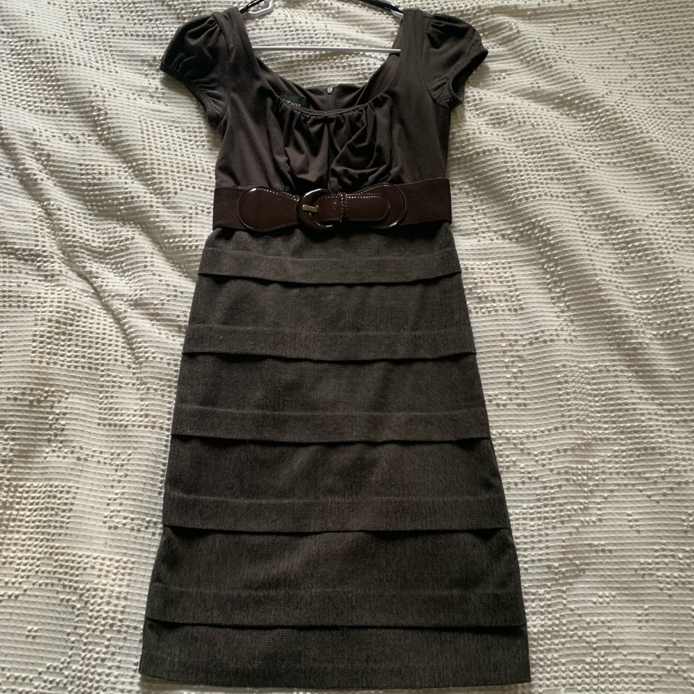 Nice belted dress size 3